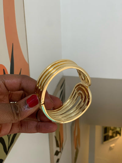 CHUNKY BANGLE