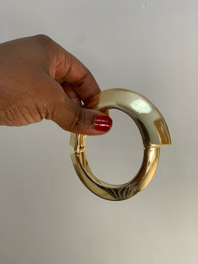 CHUNKY BANGLE