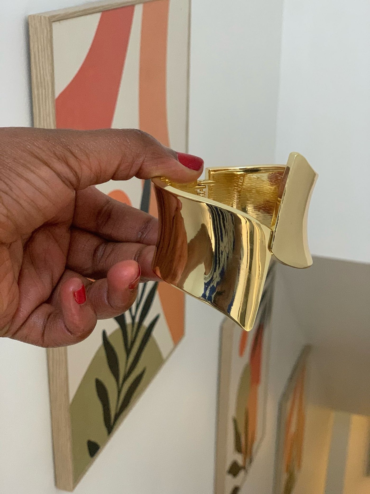 CHUNKY BANGLE