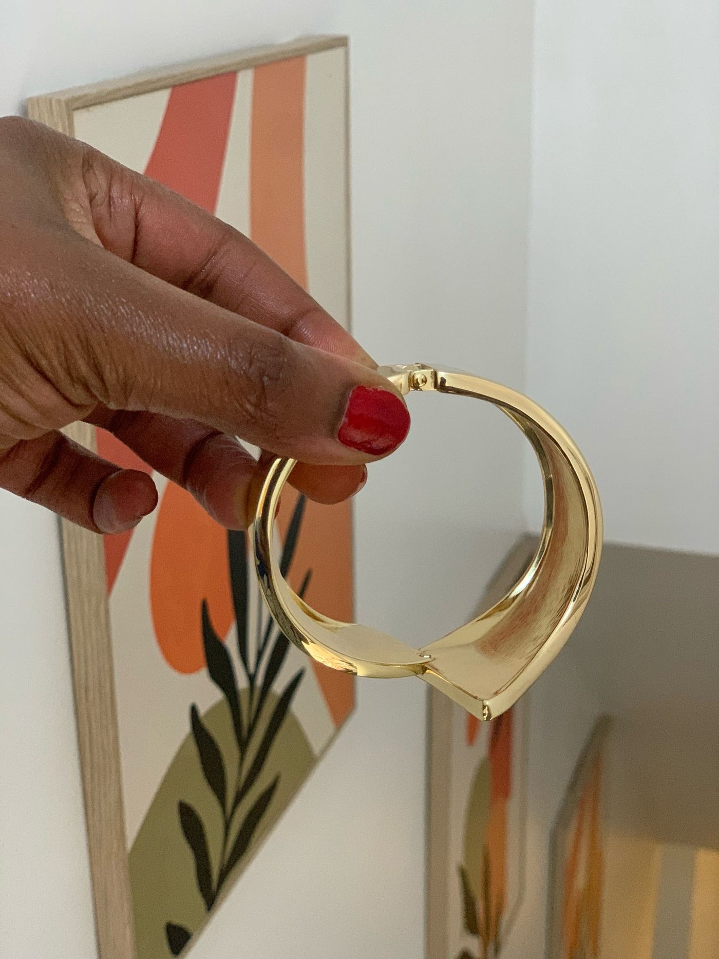 CHUNKY BANGLE